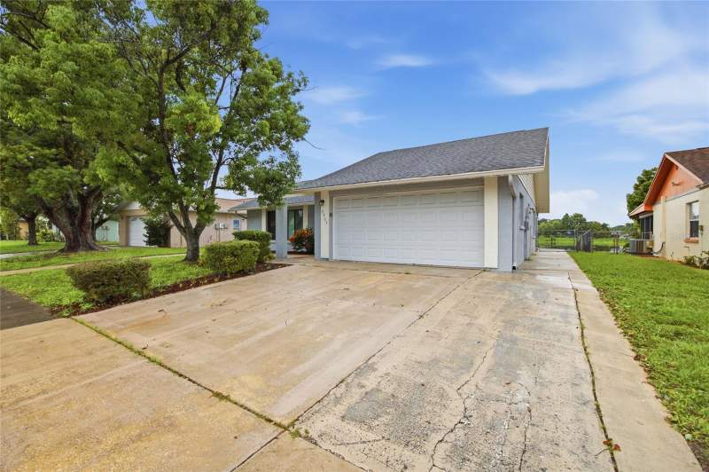 3 bedroom Single Family Residence at 7537 Humboldt Avenue, Seven Spgs Homes, New Port Richey — photo 3