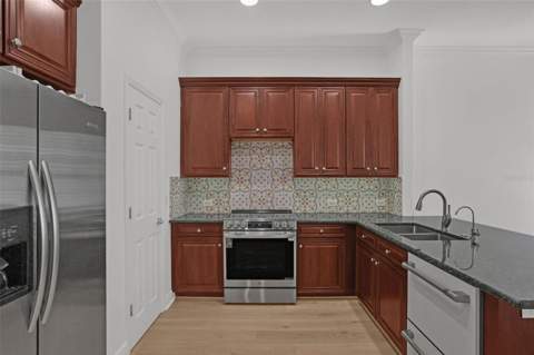 1161 Charming Street, Maitland FL - photo 10 of 43