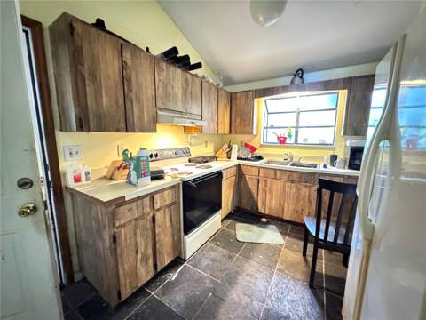 713 NW 95th Terrace, Gainesville FL - photo 6 of 20