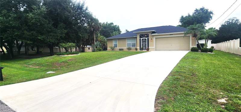 3 bedroom Single Family Residence at 4639 Kenoska Street, Port Charlotte Sub 12, North Port — photo 3