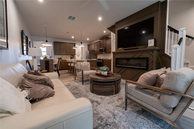 3 bedroom Townhouse at 3216 Moonlit Lily Place, Bloomingdale Townes, Brandon — photo 2