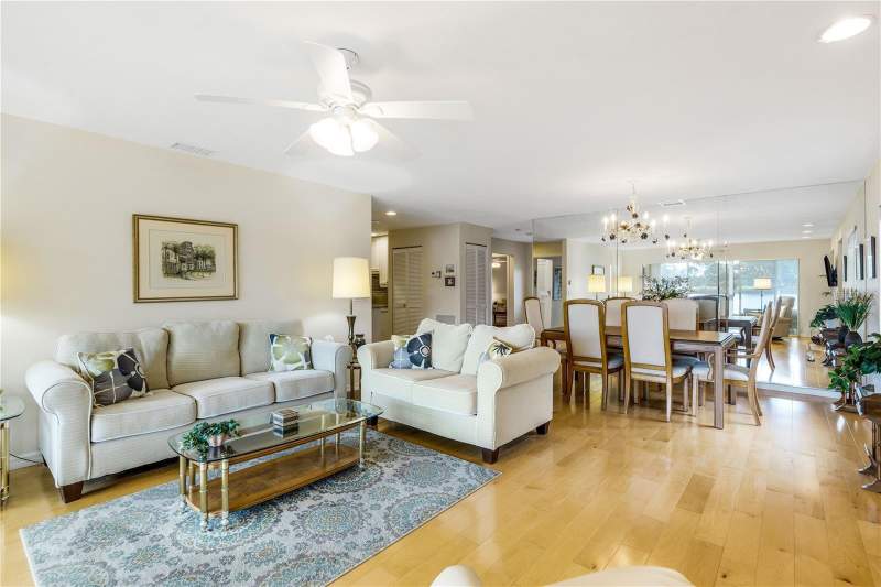 3 bedroom Villa at 3242 Ringwood Meadow #76, Villas Of Papillion, Sarasota — photo 4