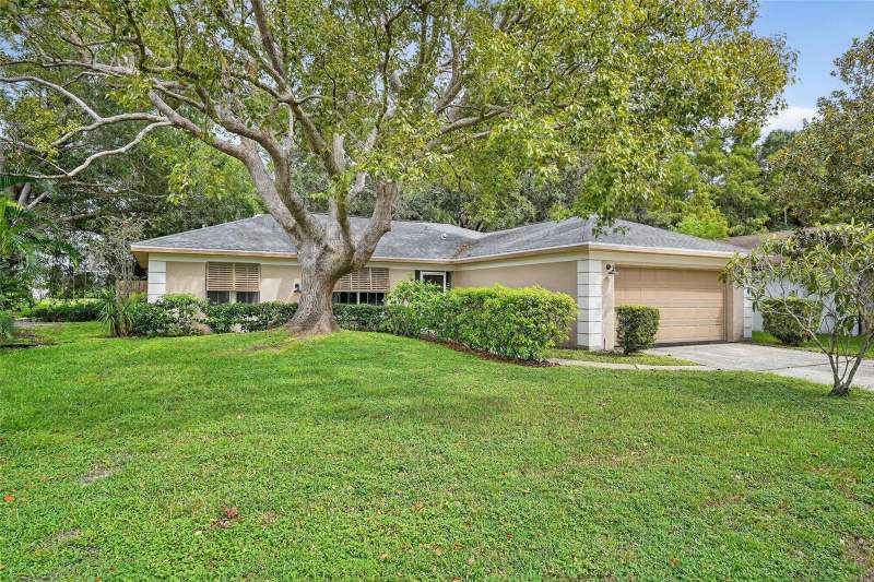 3602 PLAYER DRIVE home for sale in Fairway Springs