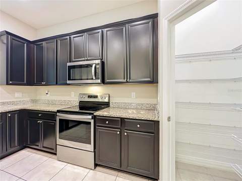 1549 Astoria Arbor Lane, Orlando FL - photo 18 of 50