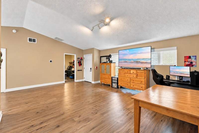 3 bedroom Single Family Residence at 2992 Inca Court, Deltona Lakes Unit 33, Deltona — photo 3