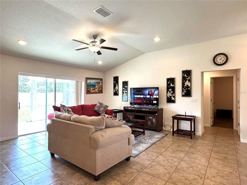 3 bedroom Single Family Residence at 15211 SW 65th Terrace Road, Marion Oaks, Ocala — photo 4