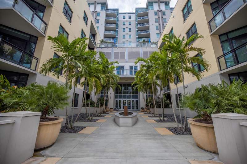 2 bedroom Condominium at 400 4th Avenue #701, Sage The Condo, St Petersburg — photo 2