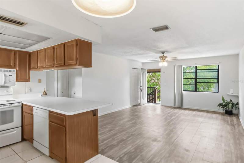 2 bedroom Condominium at 4951 91st Avenue #33, Breezeway Villas Condo Twnhs, Pinellas Park — photo 3