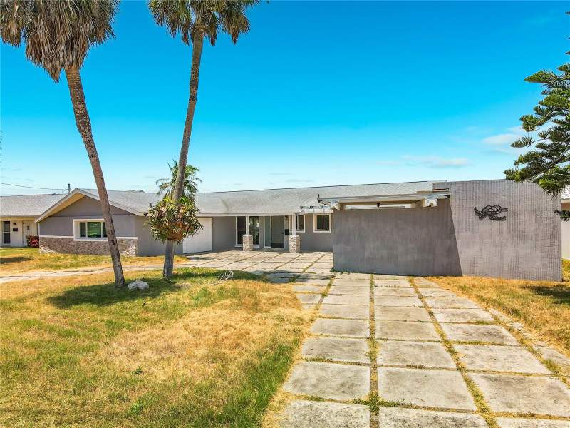 4 bedroom Single Family Residence at 7905 11th Avenue, South Cswy Isle Yacht Club 3rd Add, St Petersburg — photo 4