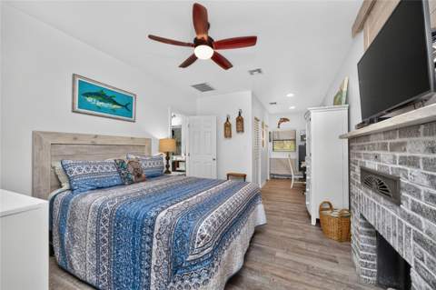 2041 S Pine Street, Englewood FL - photo 23 of 47
