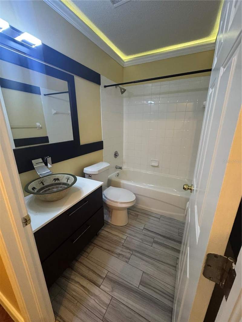 3 bedroom Townhouse at 6229 Osprey Lake Circle, Osprey Run Twnhms Ph 2, Riverview — photo 5