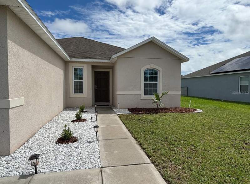 3 bedroom Single Family Residence at 724 Lake Cummings Boulevard, Lake Cummings Estate, Lake Alfred — photo 3