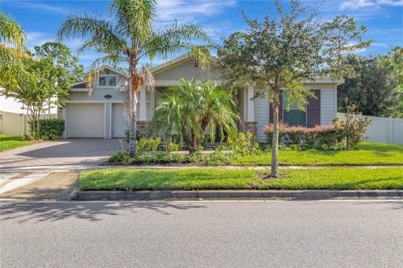 4 bedroom Single Family Residence at 8524 Vivaro Isle Way, Windermere Isle-Ph 2, Windermere — photo 3