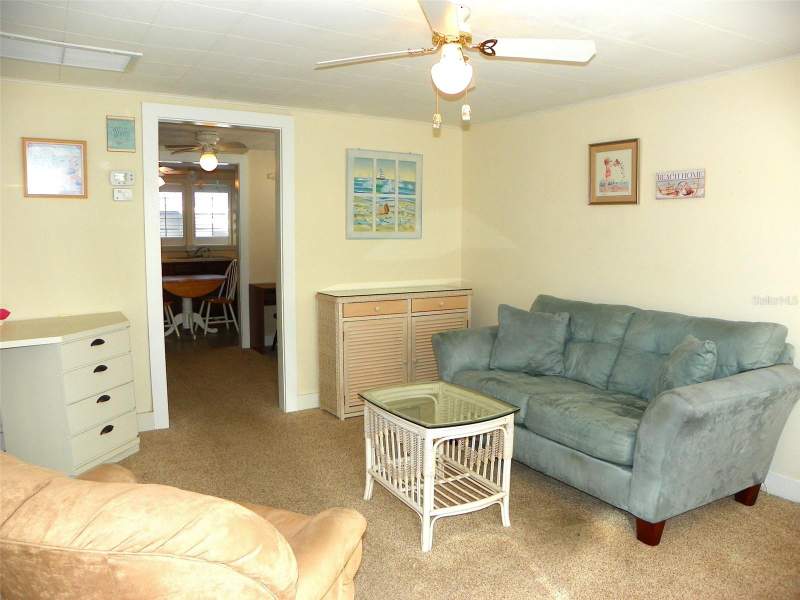 2 bedroom Single Family Residence at 8 Plaza Street, Braden Castle Park, Bradenton — photo 4