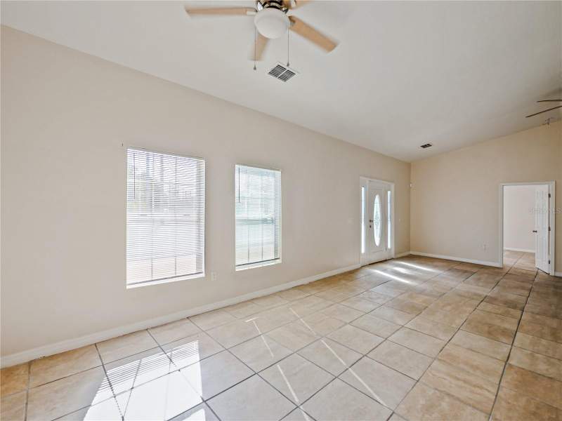 6 bedroom Single Family Residence at 4901 Balboa Drive, Pine Hills Sub 2, Orlando — photo 4