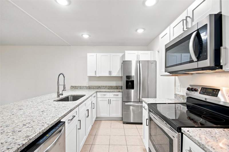 3 bedroom Half Duplex at 5967 Fish Court, Candlewyck Village, Orlando — photo 5