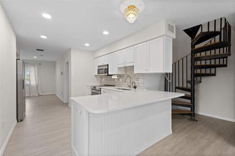 3579 Bali Drive, Sarasota FL - photo 12 of 47