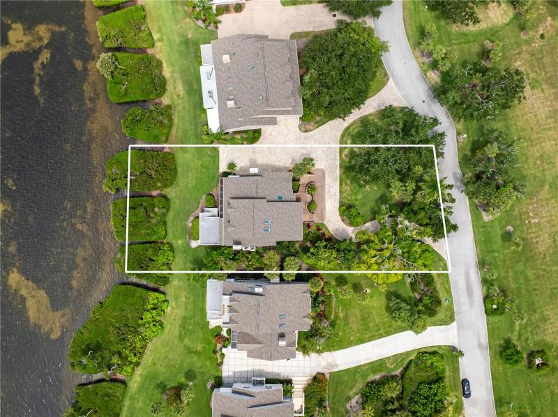 3 bedroom Single Family Residence at 44 Tidy Island Boulevard, Tidy Island Ph II, Bradenton — photo 2