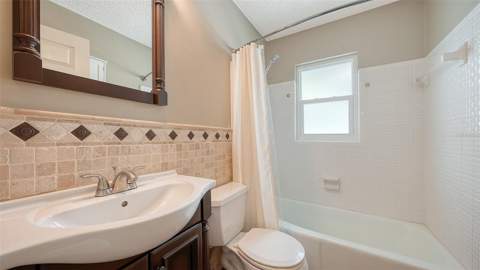 4090 Groveland Avenue, Sarasota FL - photo 17 of 24