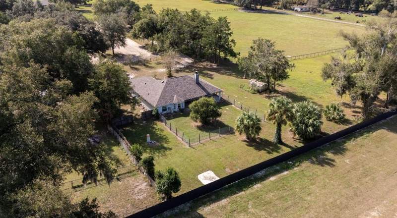3 bedroom Single Family Residence at 1801 NE 77th Street, Unincorporated, Ocala — photo 4