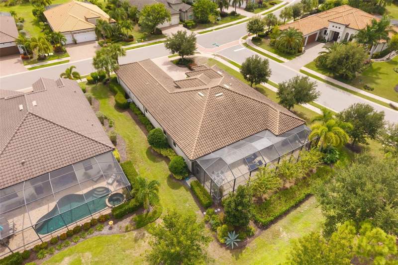 3 bedroom Single Family Residence at 16229 Castle Park Terrace, Country Club East At Lakewd Rnch Vv2, Lakewood Ranch — photo 3