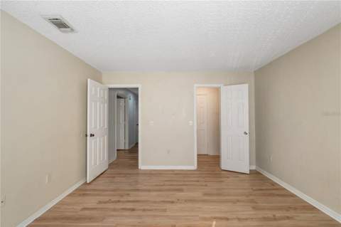 4160 Versailles Drive #4160D, Orlando FL - photo 8 of 20