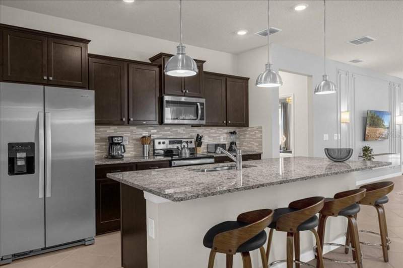 7 bedroom Single Family Residence at 1261 Emerald Row Street, Windsor Cay, Clermont — photo 5