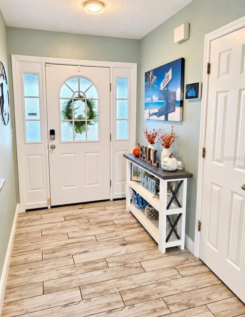 3 bedroom Single Family Residence at 11480 Exmore Street, Spring Hill, Spring Hill — photo 3