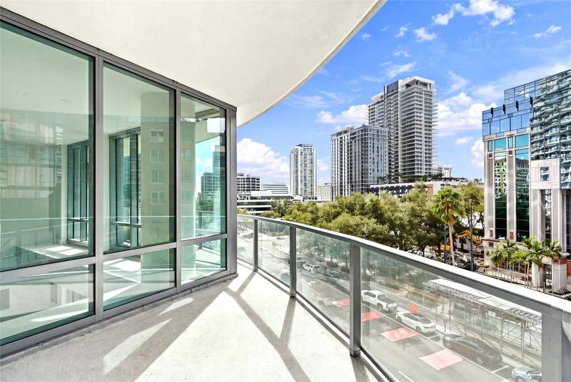 2 bedroom Condominium at 400 Central Avenue #301, Condo Residences At 400 Central, St Petersburg — photo 2