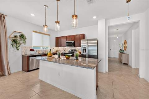 415 Overpool Avenue, Davenport FL - photo 7 of 59