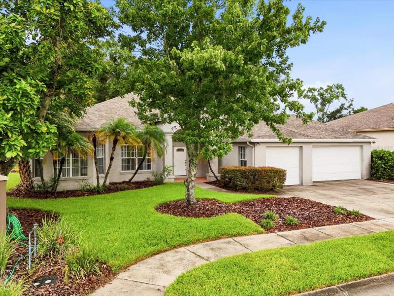 4 bedroom Single Family Residence at 14902 Devonshire Woods Place, Devonshire Woods, Tampa — photo 2