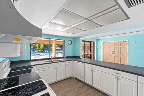 2502 Royal Pines Circle #5B, Clearwater FL - photo 14 of 19