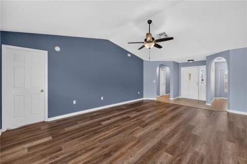 11048 Moshie Lane, San Antonio FL - photo 14 of 71