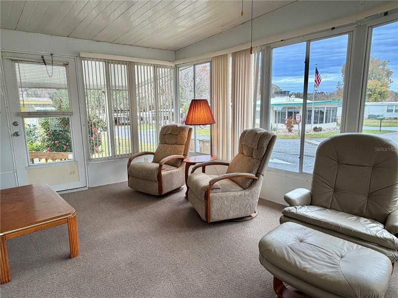 2 bedroom Mobile Home at 211 Aspen Circle, Hawthorne At Leesburg A Coop, Leesburg — photo 3