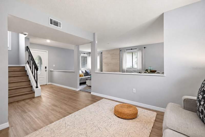 5 bedroom Single Family Residence at 627 Clearn Court, The Highlands Sec Four Tracts A & B Rep, Winter Springs — photo 5