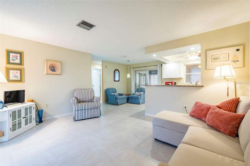 2 bedroom Single Family Residence at 4479 Michigan Lane, Lakes Unit I The, Clearwater — photo 2
