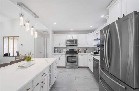 363 Buttonwood Drive, Kissimmee FL - photo 11 of 24