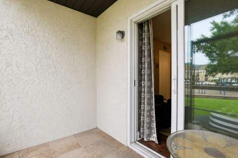 9902 Turf Way #6, Orlando FL - photo 15 of 21