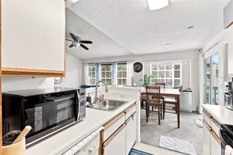 1085 S Hiawassee Road #523, Orlando FL - photo 13 of 28