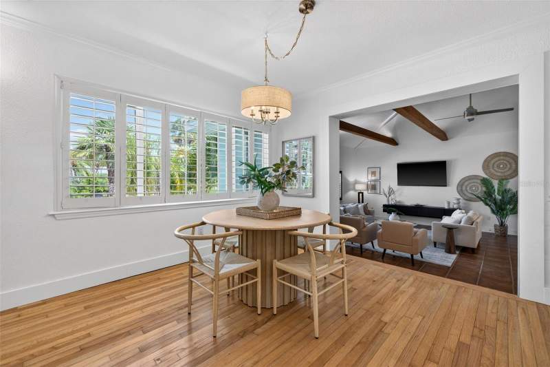 4 bedroom Single Family Residence at 976 Narcissus Avenue, Carlouel Sub, Clearwater Beach — photo 5