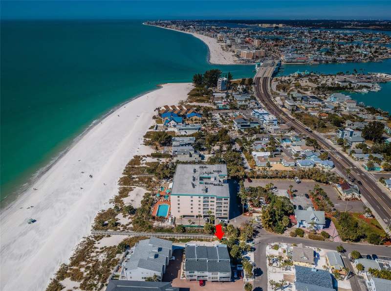 2 bedroom Townhouse at 12274 1st Street #8, Cedarsand Condo, Treasure Island — photo 4