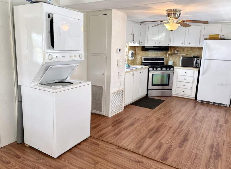 2 bedroom Mobile Home at 425 Mount Piney Avenue #681, Mobel Americana Mobile Home Park Unrec, St Petersburg — photo 5