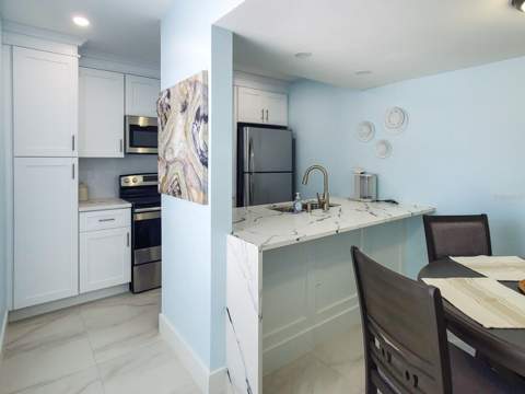 215 Medallion Boulevard #G, Madeira Beach FL - photo 8 of 27