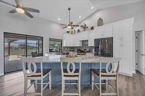 660 Gillespie Street, Englewood FL - photo 10 of 38