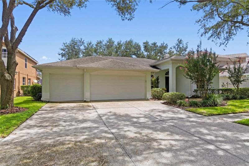 4 bedroom Single Family Residence at 17715 Hampshire Oak Drive, Hunter'S Green Parcel 18A Phase 2 Lot 96, Tampa — photo 1