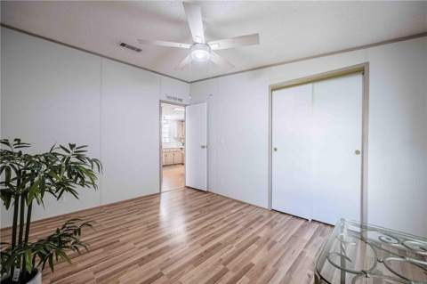 5335 Powhattan Street, Zephyrhills FL - photo 21 of 51