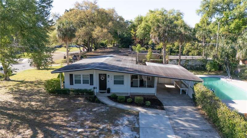 3 bedroom Single Family Residence at 106 E Jinkins Circle, South Pinecrest 4th Add, Sanford — photo 3