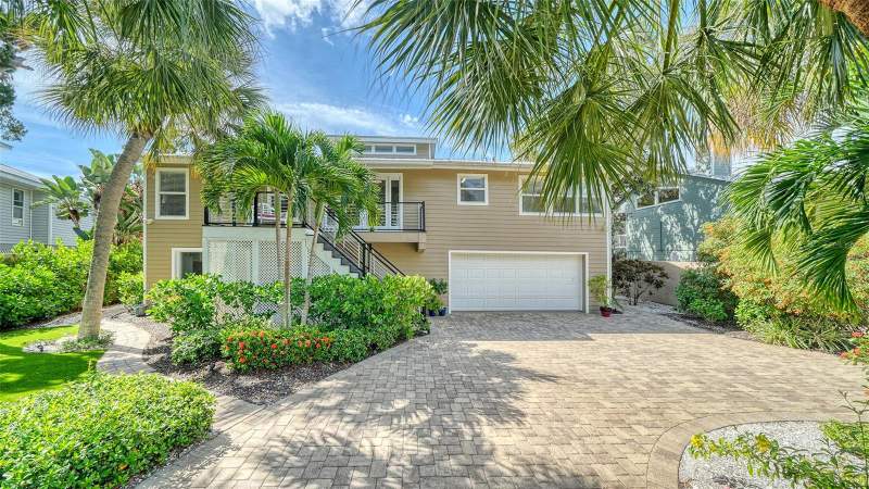 4 bedroom Single Family Residence at 5188 Siesta Woods Drive, Siesta Woods, Sarasota — photo 3