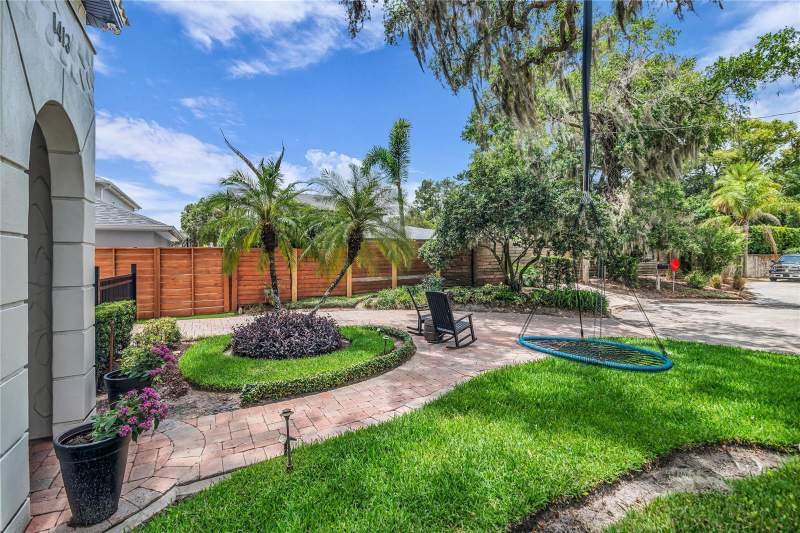 4 bedroom Single Family Residence at 1413 Osceola Court, Lancaster Hills, Orlando — photo 2