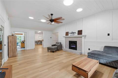 7402 Castle Drive, Sarasota FL - photo 20 of 68